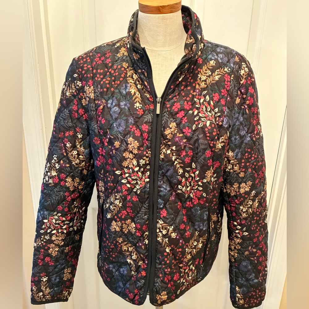 Lands' End Women's Floral Puffer Jacket - Black and Red